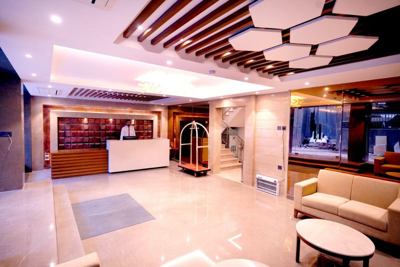 Hotel City Pride With Free Airport Pickup New Delhi Exterior photo