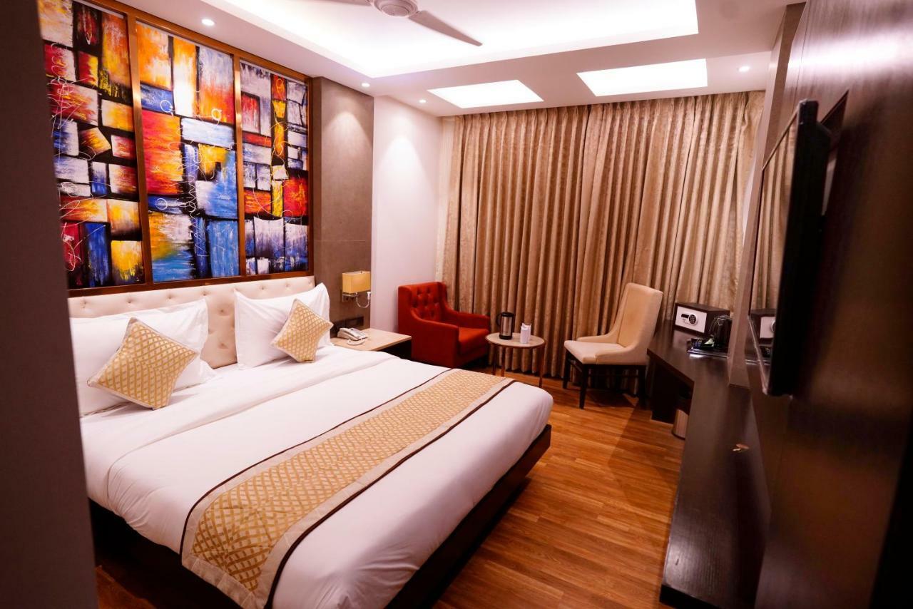 Hotel City Pride With Free Airport Pickup New Delhi Exterior photo
