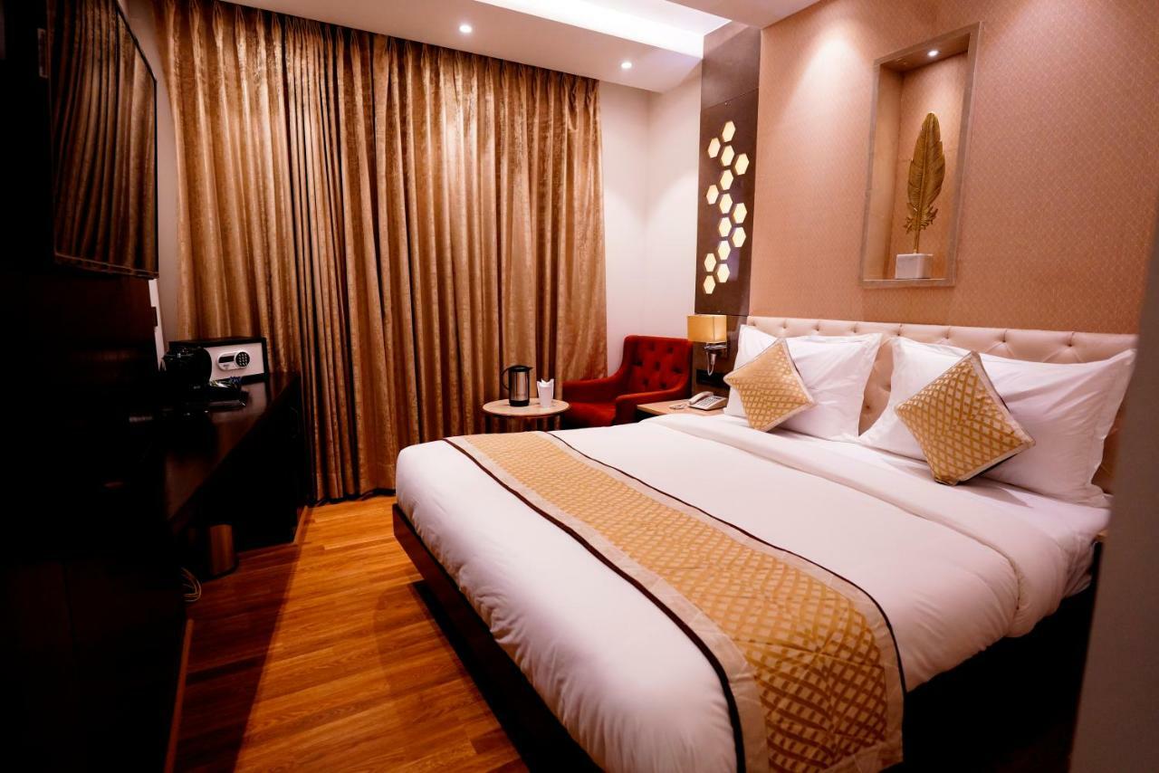Hotel City Pride With Free Airport Pickup New Delhi Exterior photo
